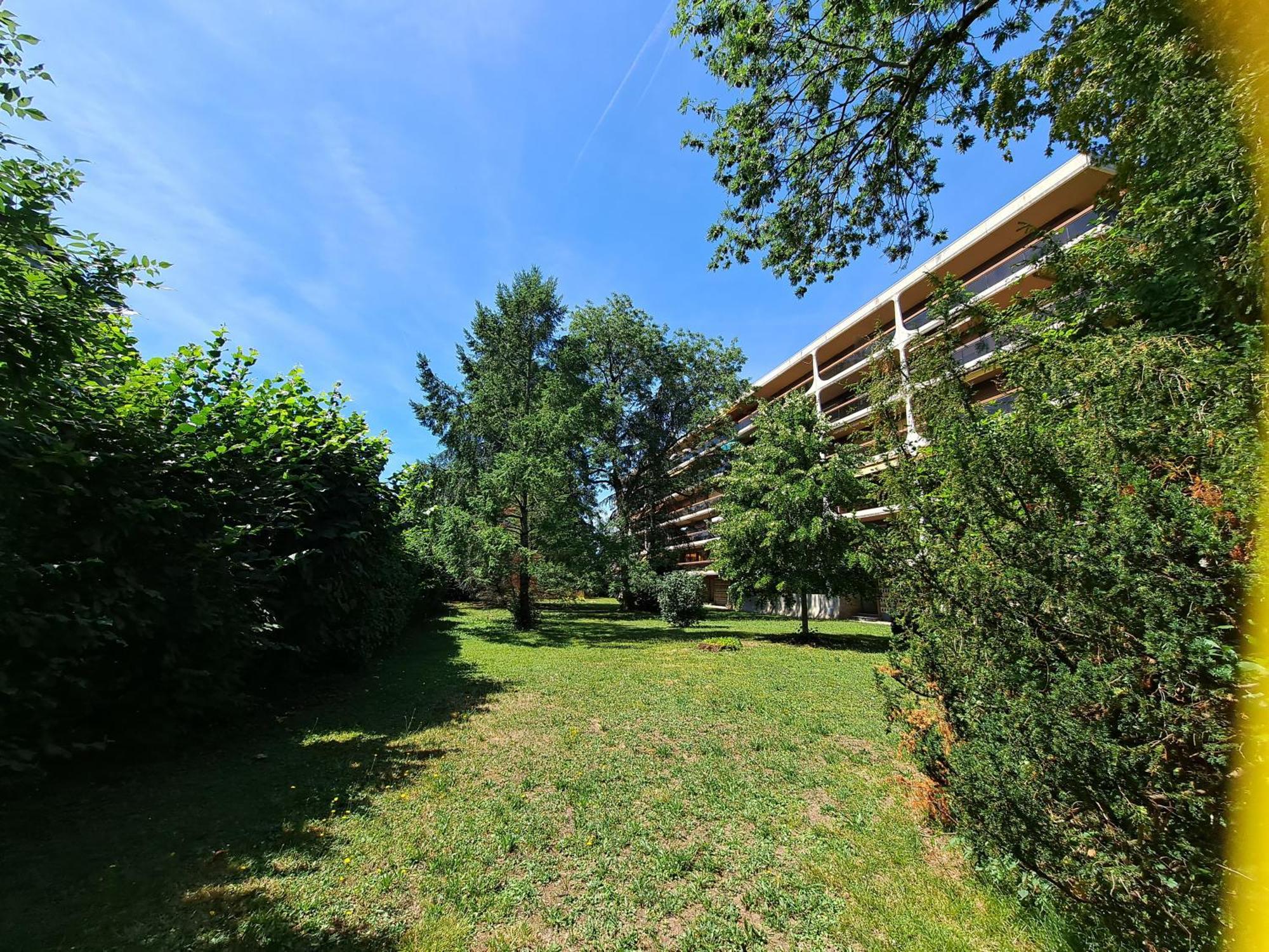 Apartmán Le Duc De Savoie Thonon Exteriér fotografie